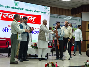 Hon’ble Governor of Madhya Pradesh participates in the 134th Episode of “Mann Ki Baat” at ICAR-CIAE, Bhopal