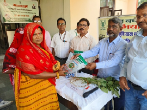 ICAR RCER, Patna unites PACS Fertilizer Dealers, SHG Women, and Farmers to Tackle Imbalanced Fertilizer Use under ‘Khet Bachao Abhiyan’